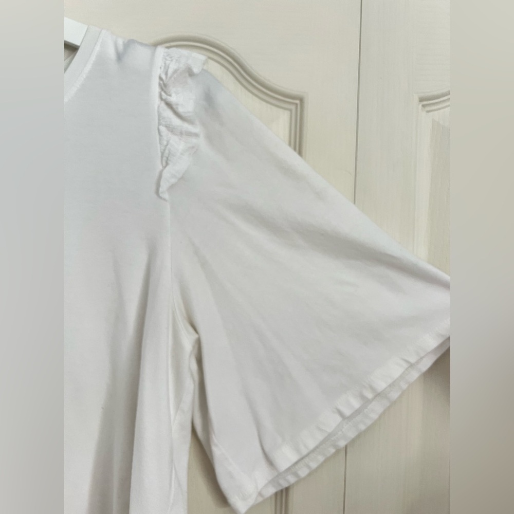 eri + ali Flutter-sleeve Flowy Tee - Picture 3 of 5